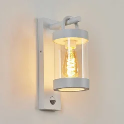 Applique Murale D'Exterieur Fulham Blanc, 1 Lumiere, Detecteur De Mouvement