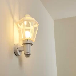 Applique Murale D'Exterieur Catigny Blanc, 1 Lumiere, Detecteur De Mouvement