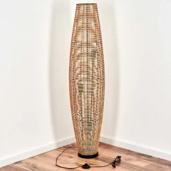 Lampadaire Mulstrand Ecru, Noir, 3 Lumieres